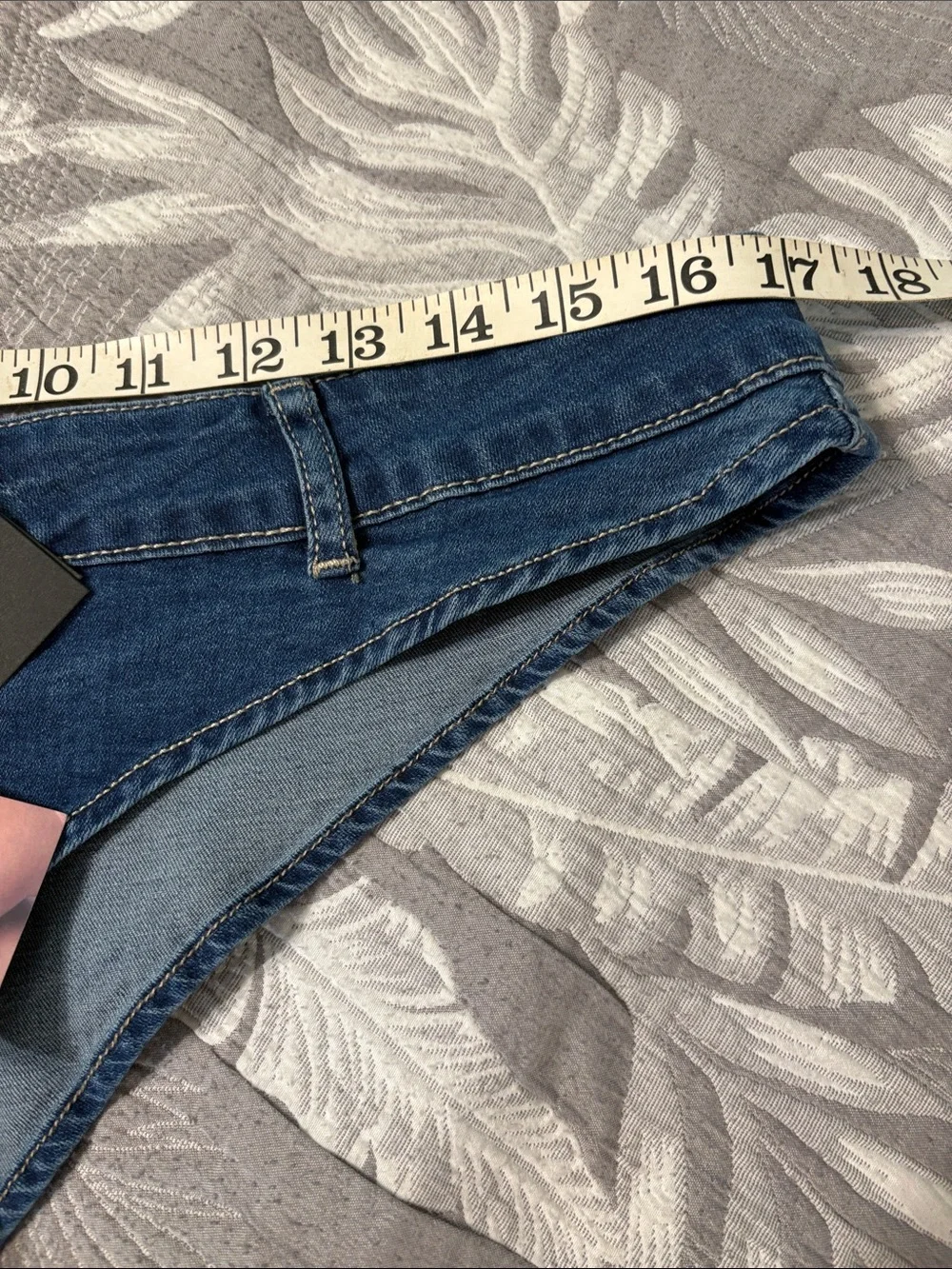 CHEEKS DENIM Classic Blue Jeans